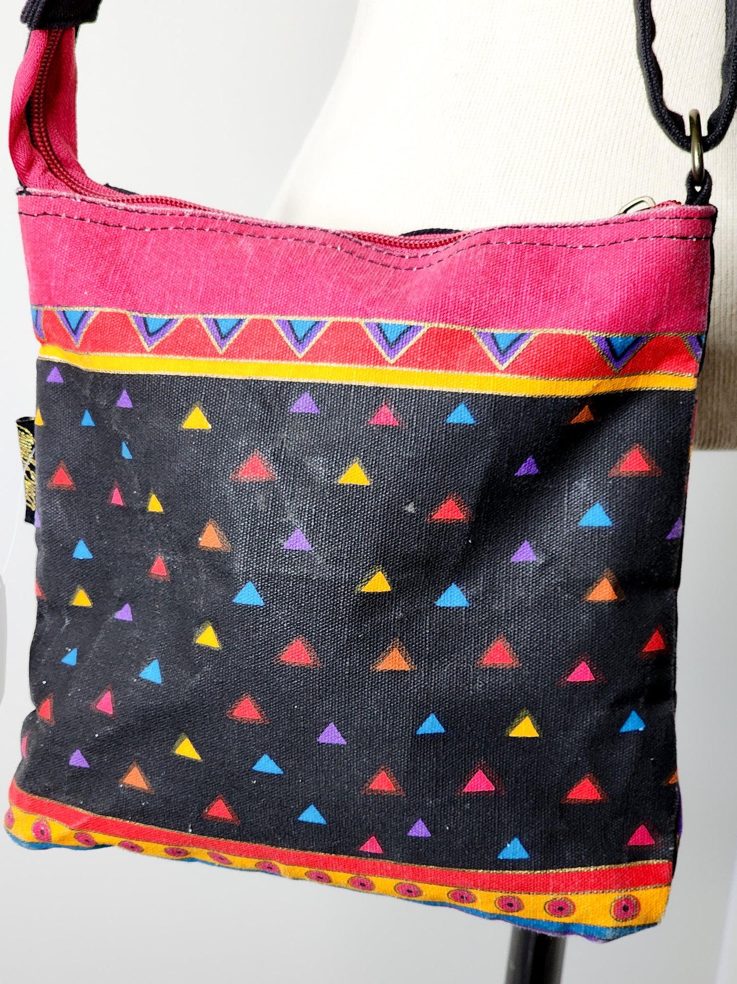 Laurel Burch Crossbody Bag "Feline Friends"