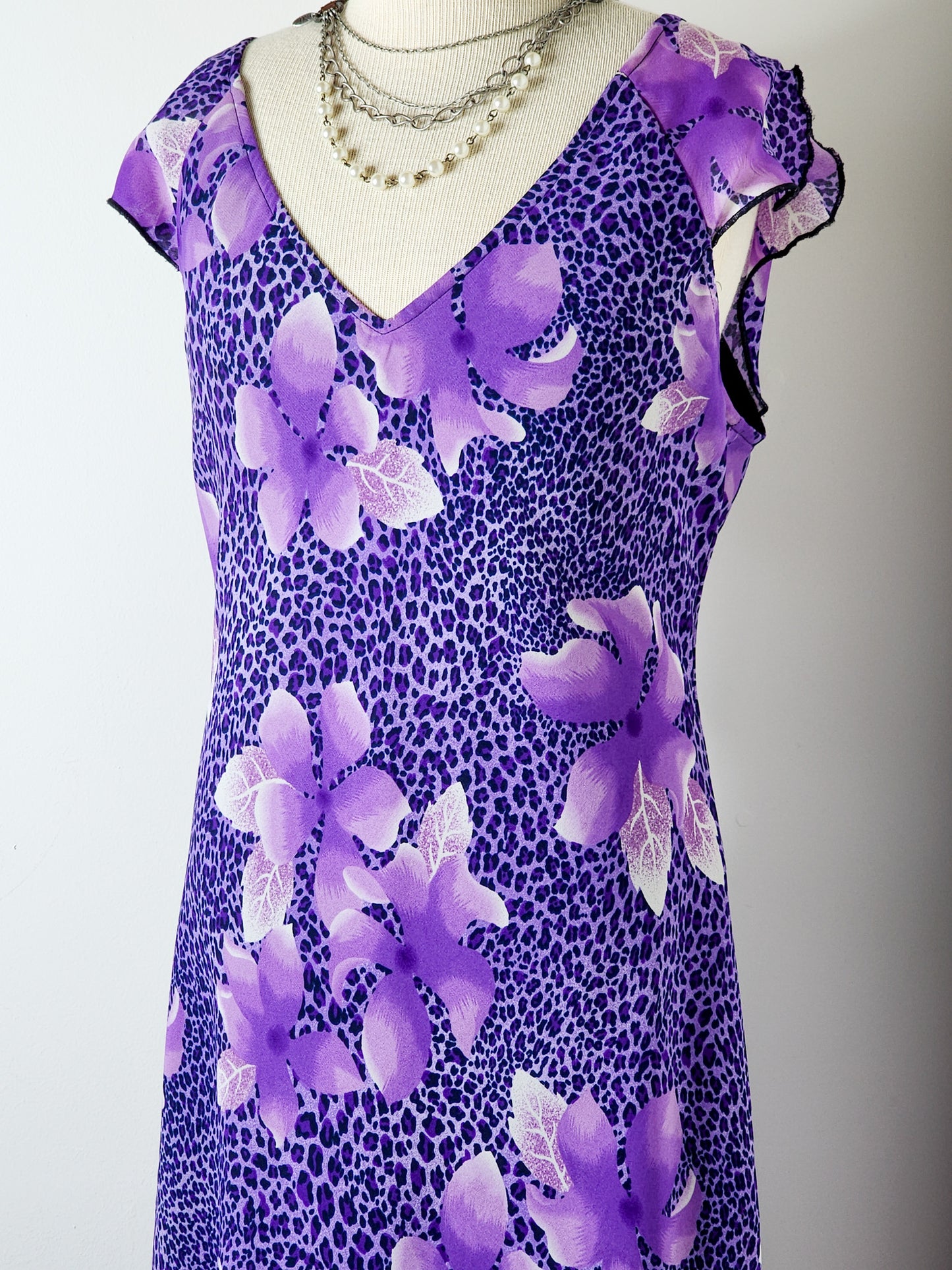 Vintage 90s Y2K Purple Cheetah Print Midi Dress