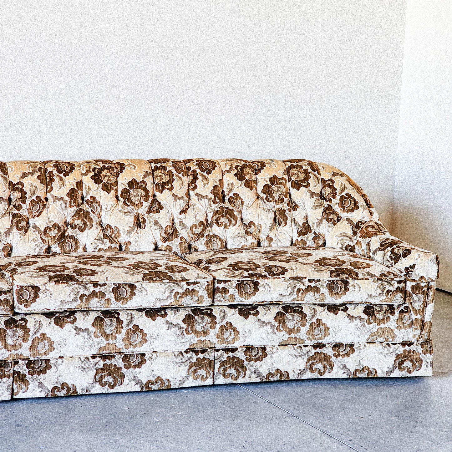 Vtg 1970s Tufted Brown & Cream Floral Print Sofa