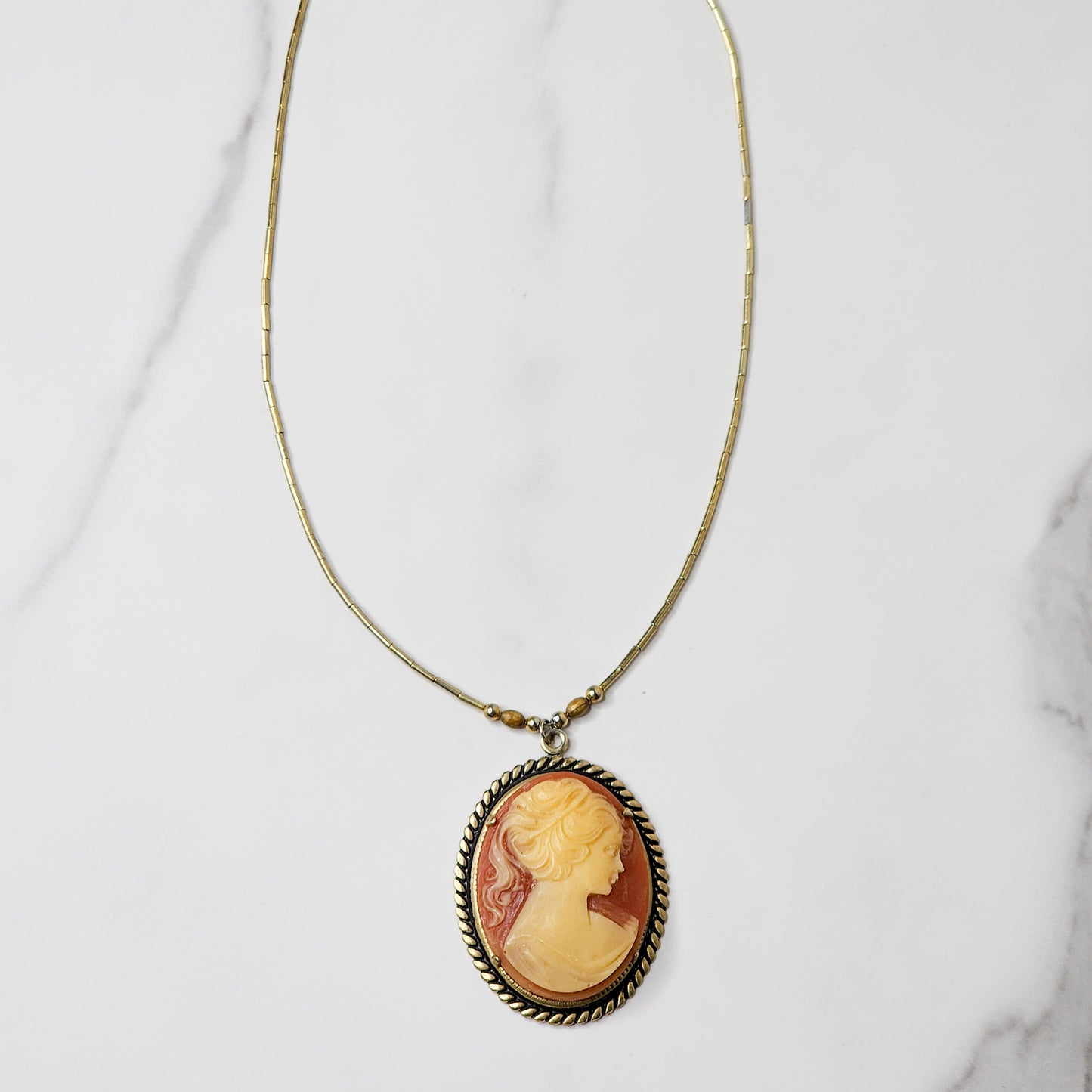 Vtg Gold & Orange Cameo Pendant