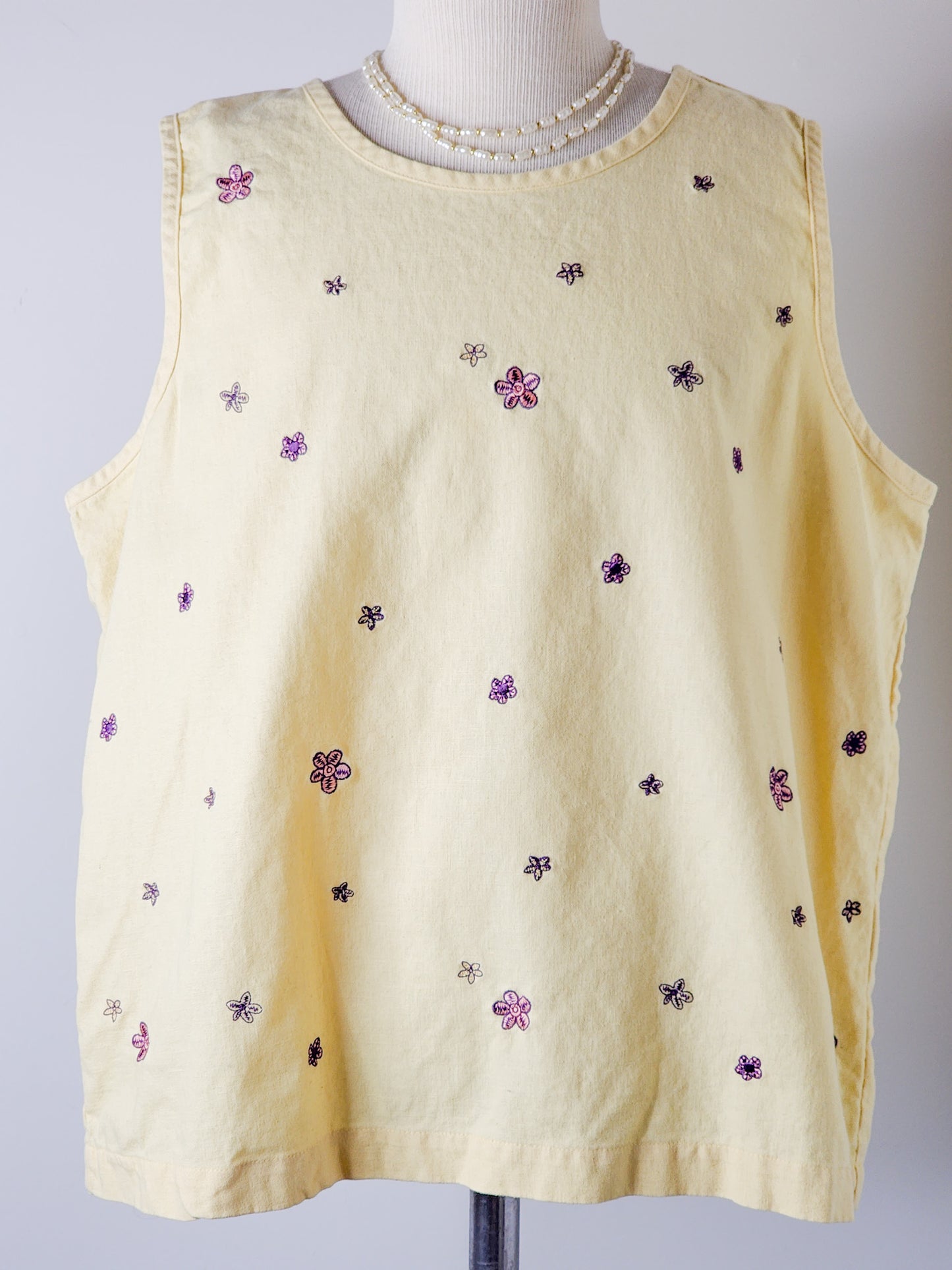 Cute Embroidered Yellow Tank Top Tagged Medium