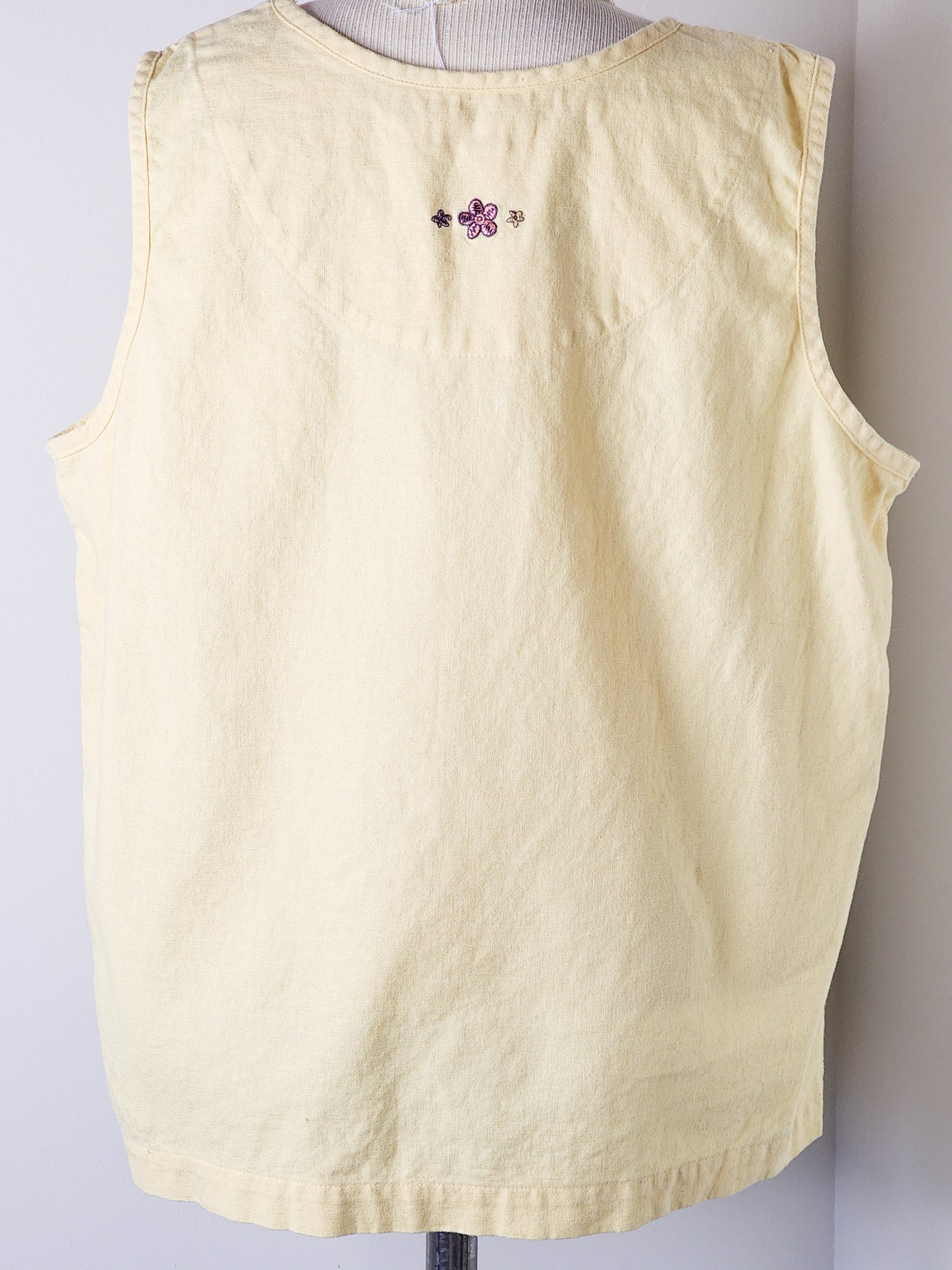 Cute Embroidered Yellow Tank Top Tagged Medium