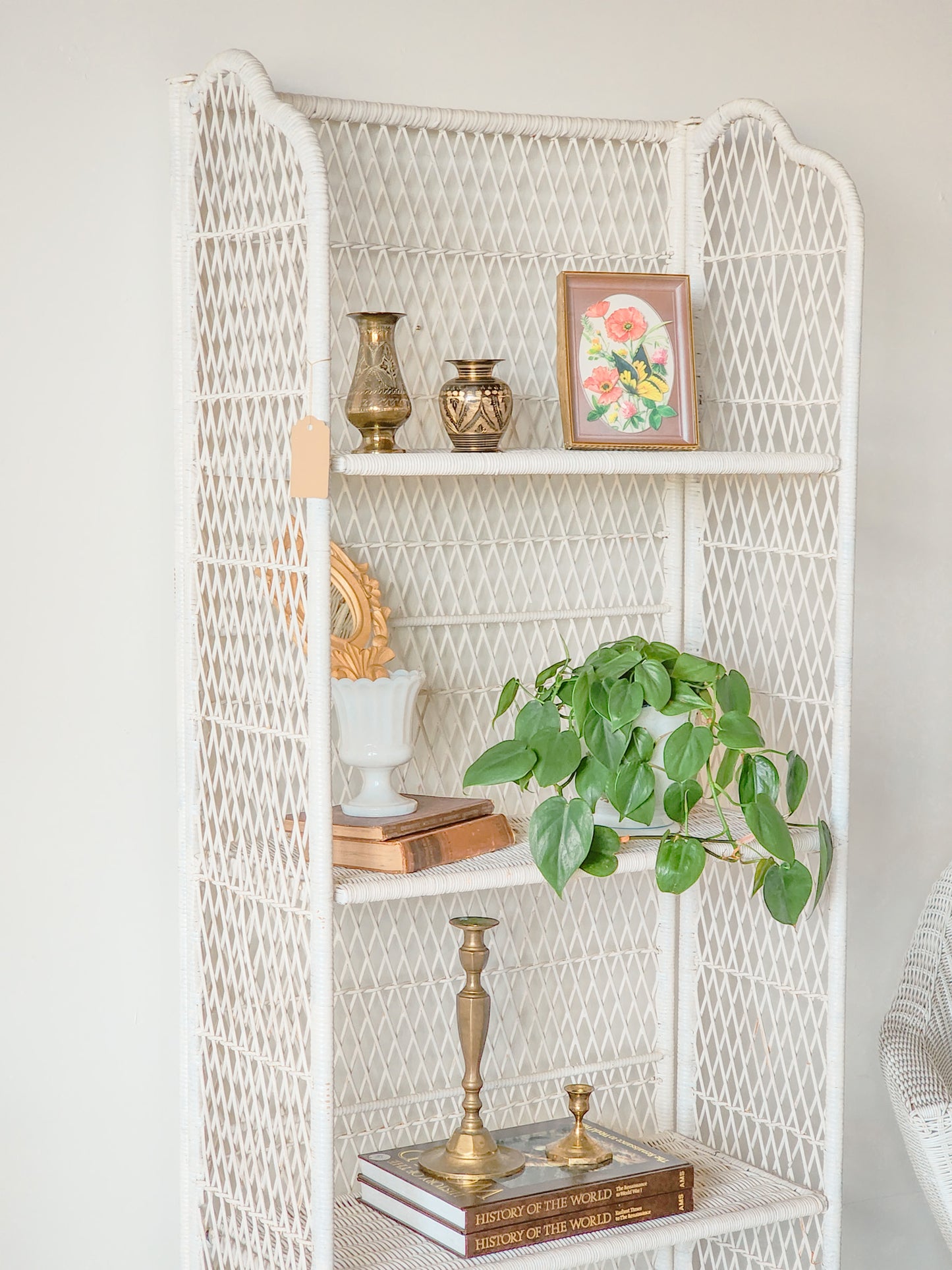 Vtg White Wicker Folding Shelf