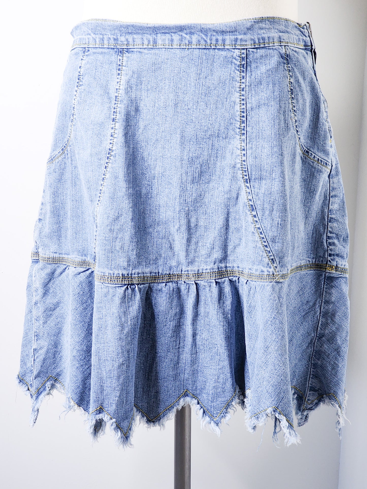 Vtg Y2K Denim Flared Skirt Tagged 14