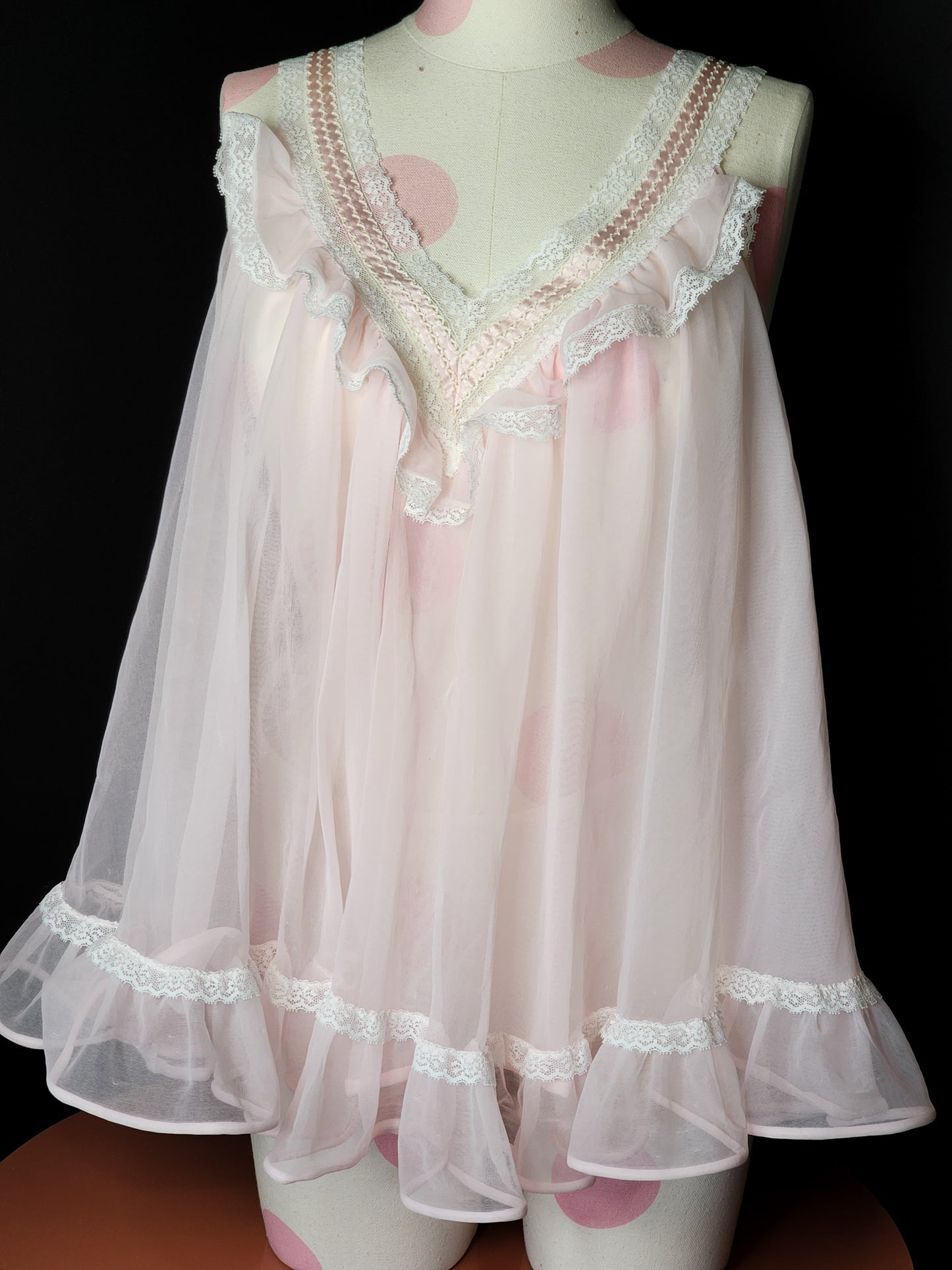 Vtg 1980s NWOT Ruffled Baby Pink Lingerie Set Tagged L