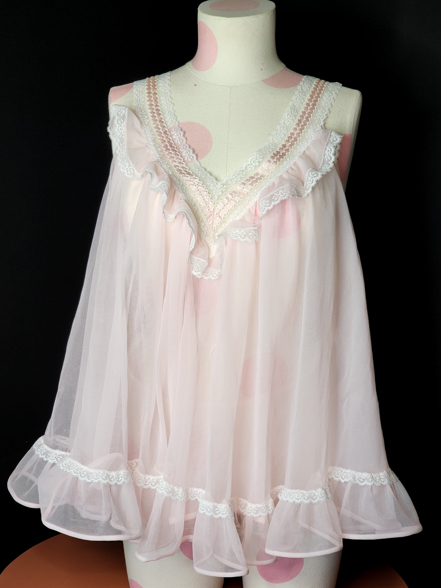 Vtg 1980s NWOT Ruffled Baby Pink Lingerie Set Tagged L