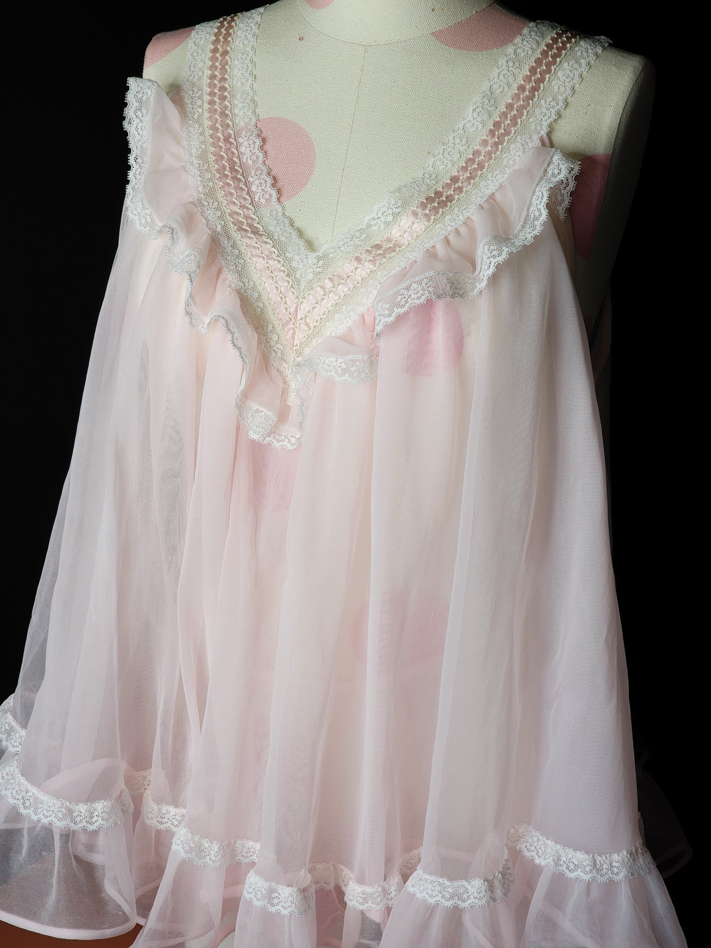 Vtg 1980s NWOT Ruffled Baby Pink Lingerie Set Tagged L