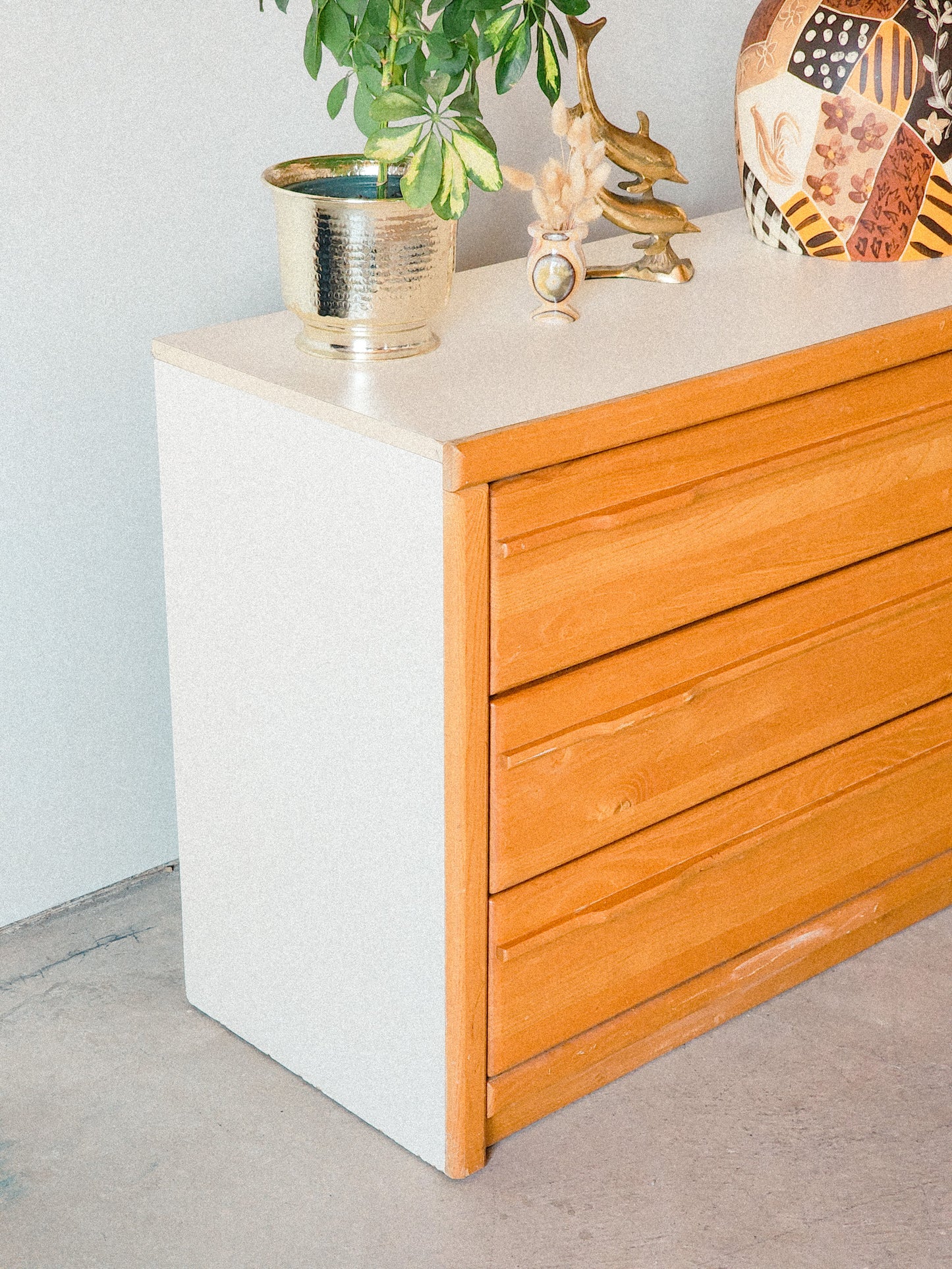 Vtg Postmodern Oak & Cream Laminate Stanley Furniture Chest of Drawers