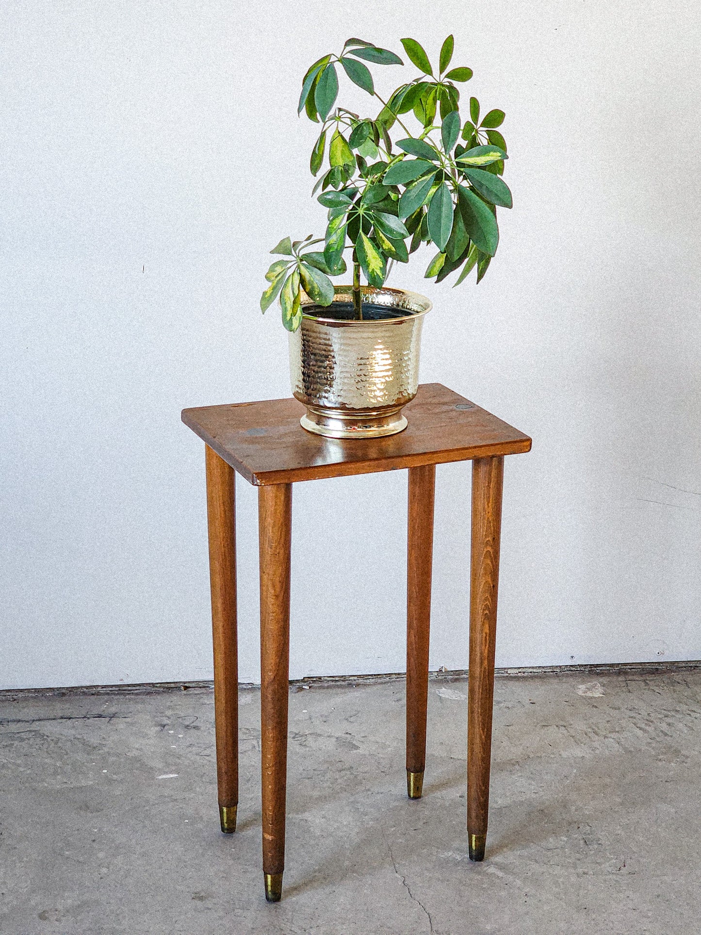 Vtg Mid Century Accent Table/or Plant Stand