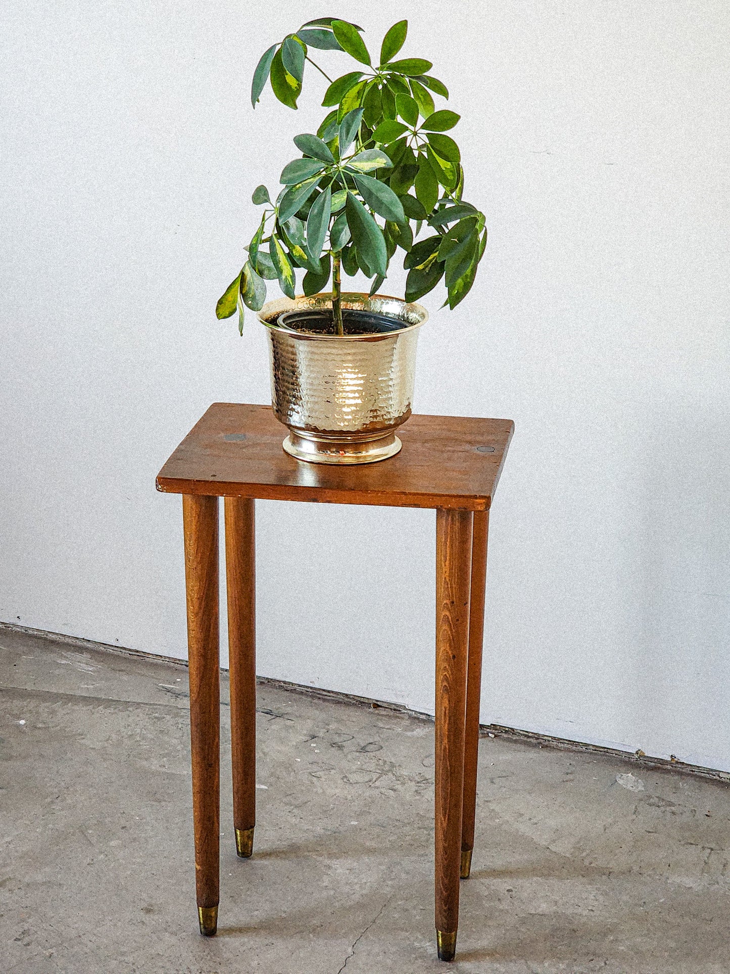 Vtg Mid Century Accent Table/or Plant Stand