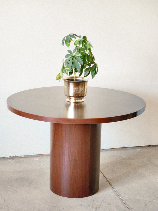 Mahogany Round Pedestal Dining Table