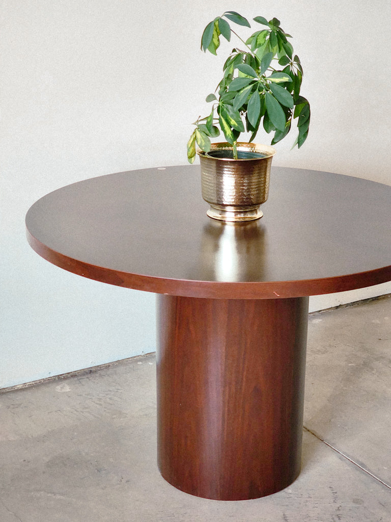 Mahogany Round Pedestal Dining Table