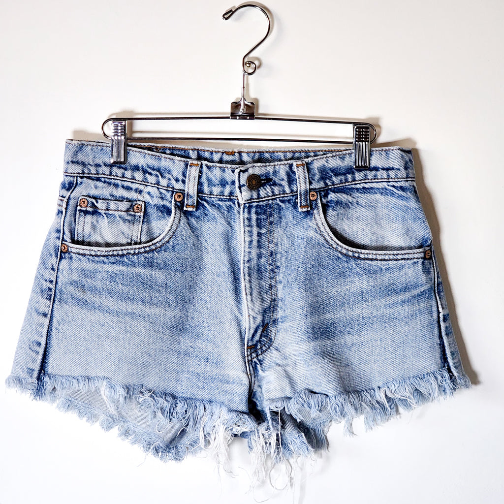 Vtg Levi Thrashed Denim Shorts