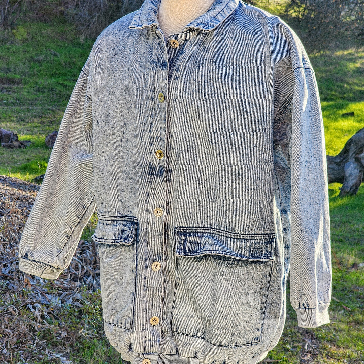 Vintage 90s Mom Oversized Cotton Flannel Patterned Lined Denim Acid Wash Jacket (L)