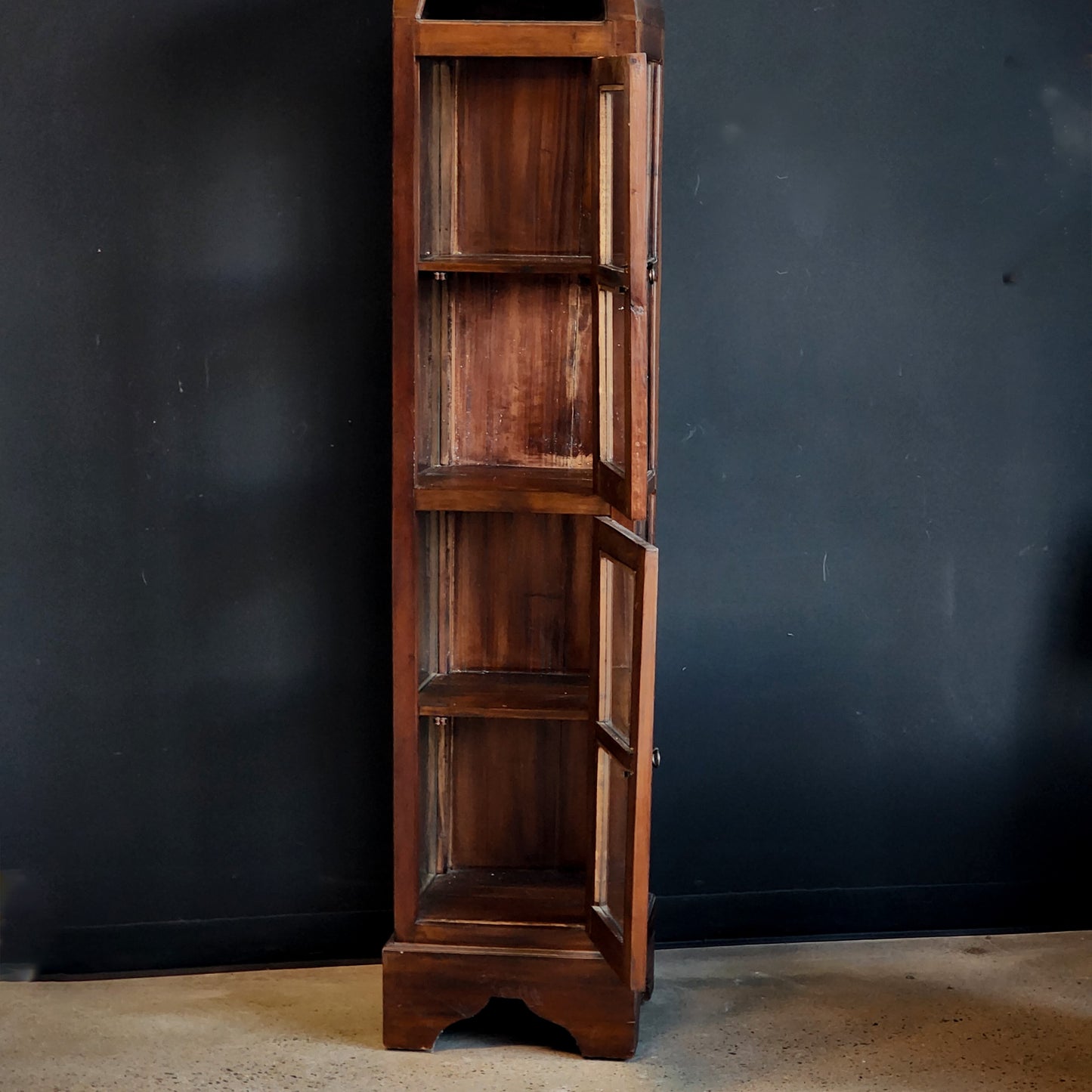 Vintage Arched Three-Sided Glass Cabinet/Curio